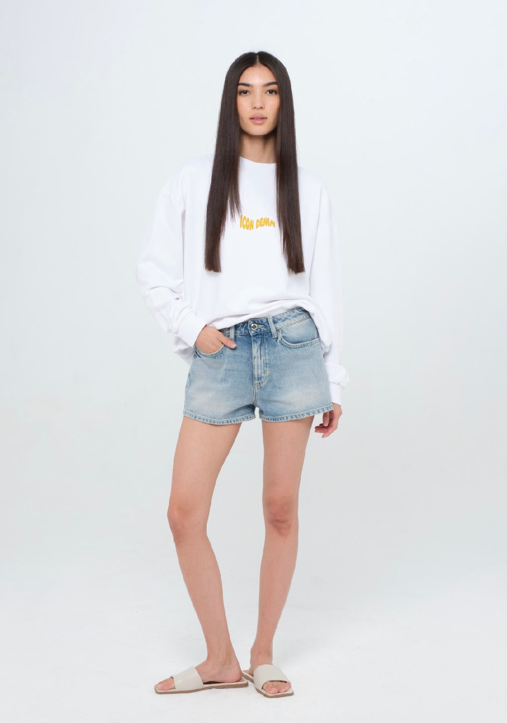 TAM SHORT
