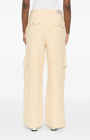 Yellow pants Aya muse