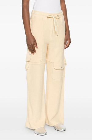 Yellow pants Aya muse