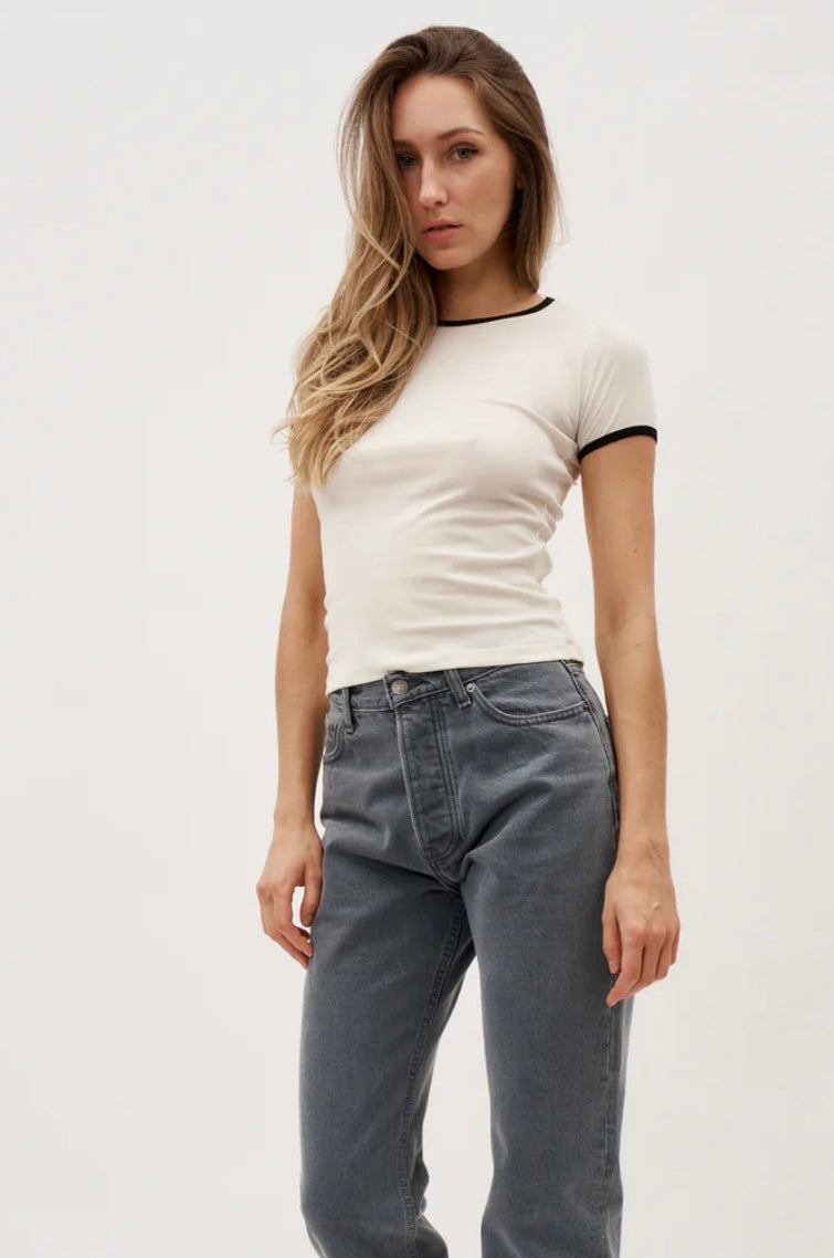 White & black T shirt