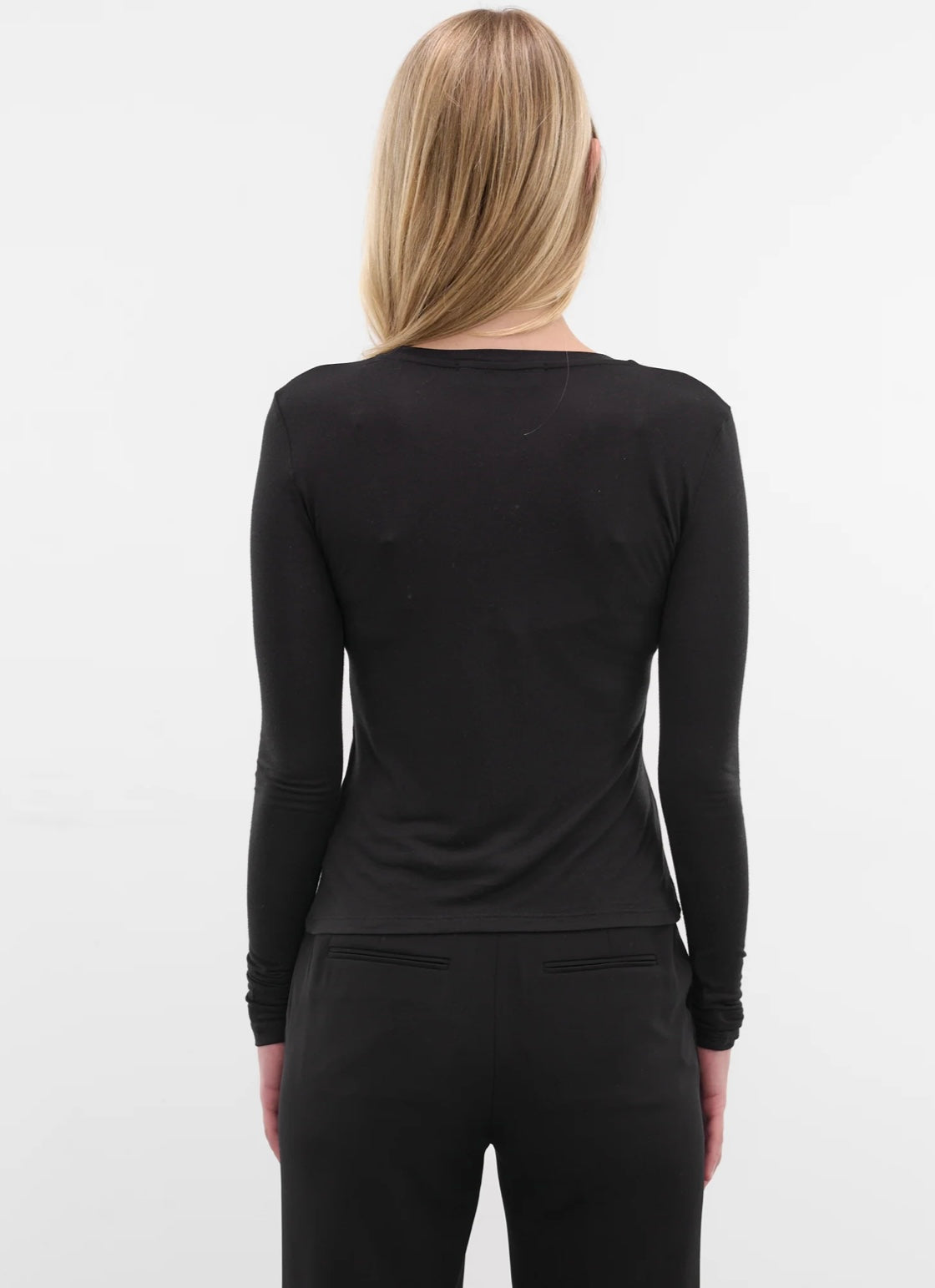 BLACK MODAL LONG SLEEVE TEE