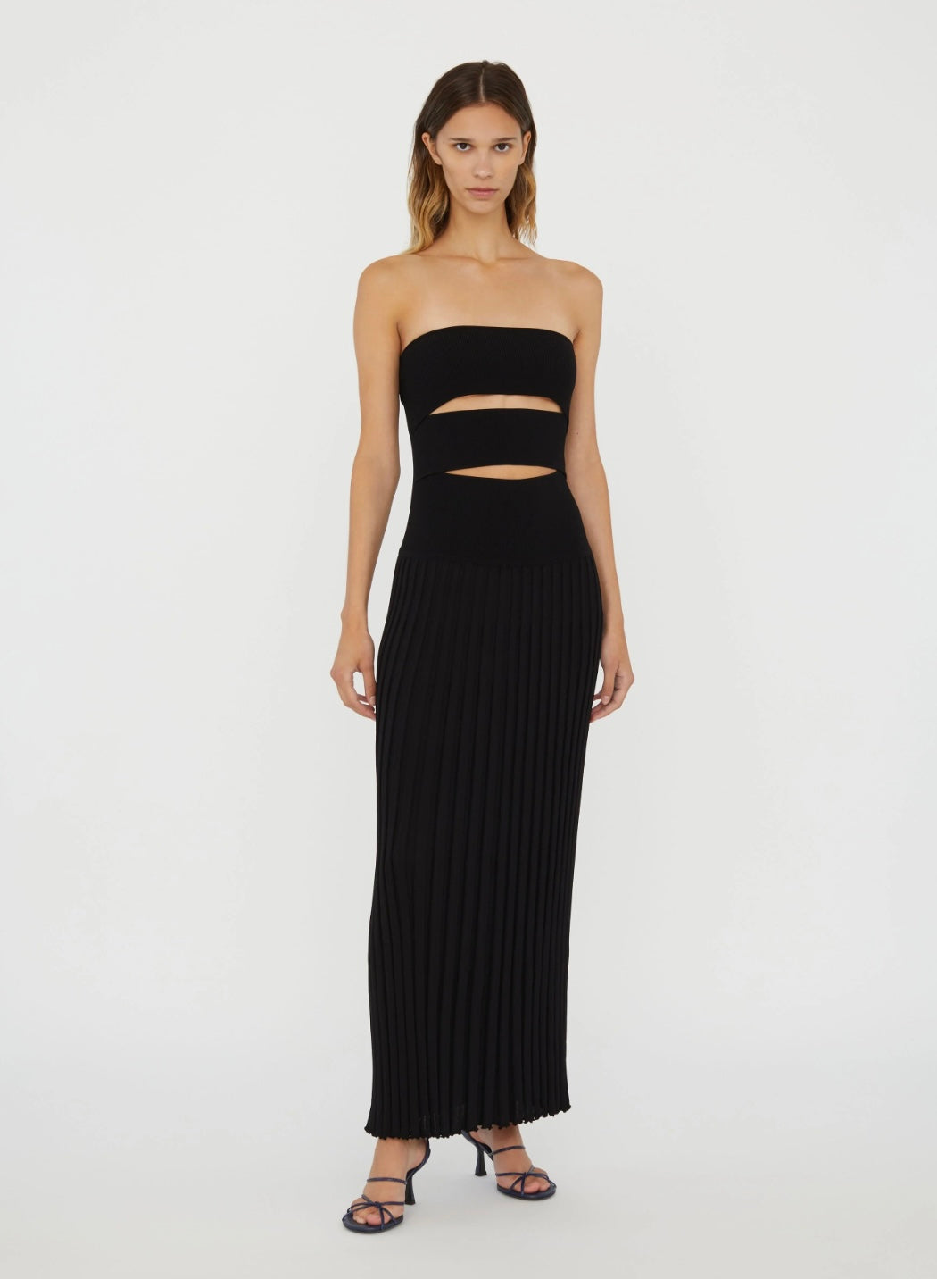 SLASH STRAPLESS DRESS