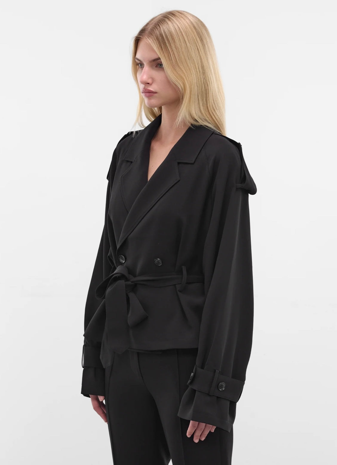 BLACK SOLI CROPPED TRENCH JACKET