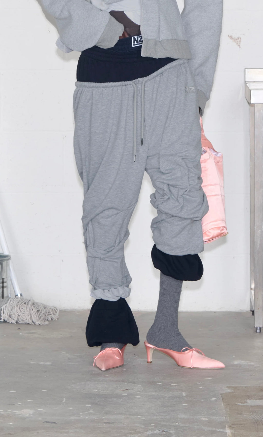 Sweatpants NATASHA ZINKO