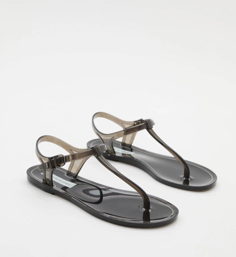 BILLI T-BAR FLAT