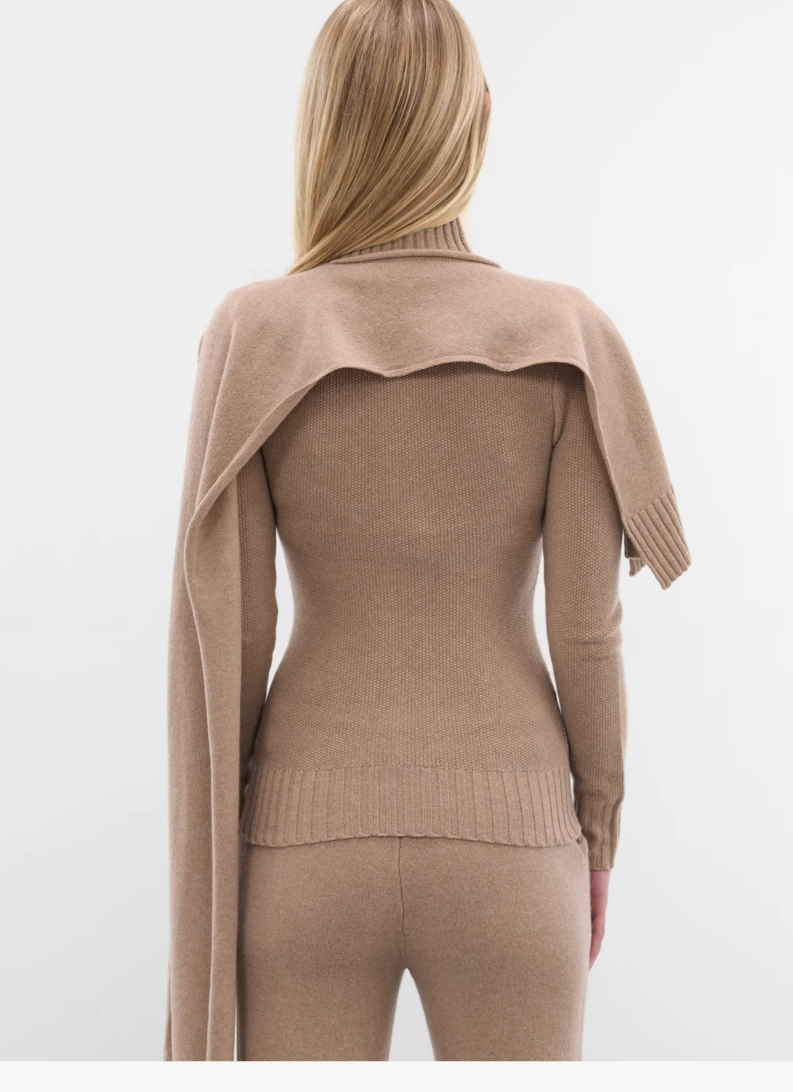 BEIGE AMAR LAMBSWOOL KNIT TOP