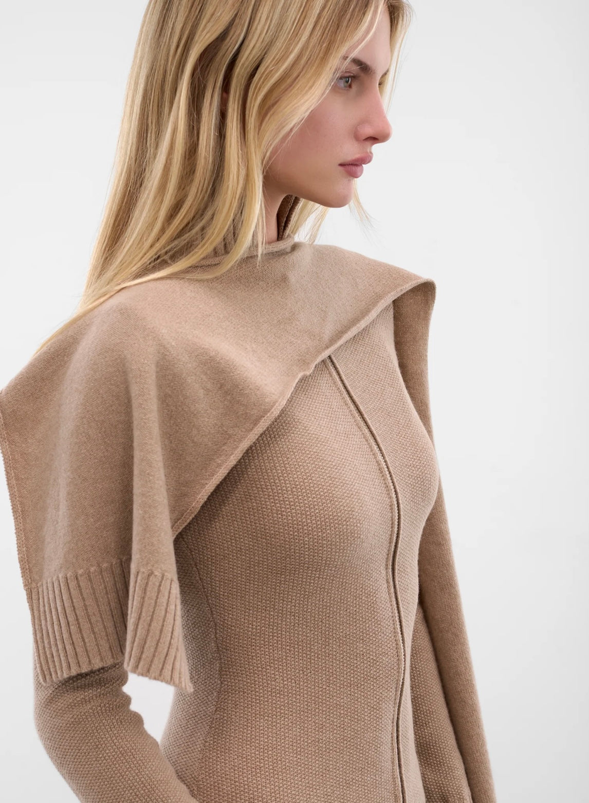 BEIGE AMAR LAMBSWOOL KNIT TOP