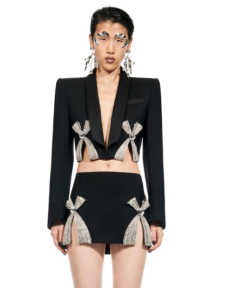 Deco bow slit mini skirt